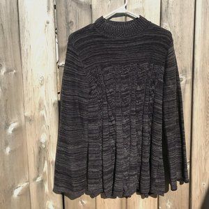 Sweater,  Gray Marled Knit  Size Small